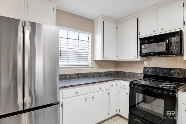 Photo - 200 Parma Dr