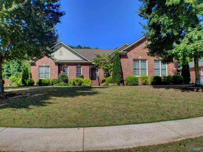 Building Photo - 110 Alexandria Dr