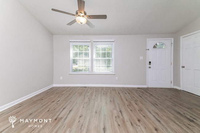 Photo - 101 Carla Ct