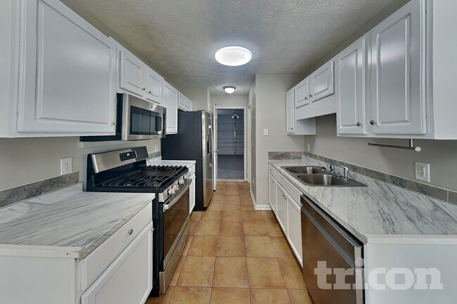 Photo - 261 Silver Ridge Dr