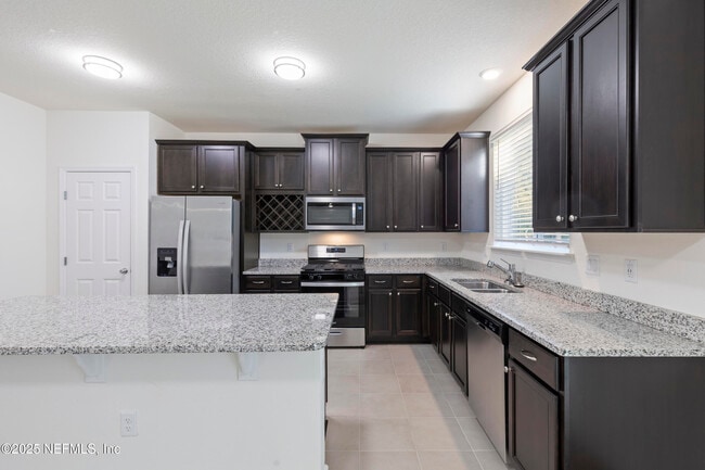 Photo - 11006 Stapleton Dr