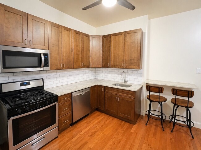 Photo - 2502 N Kedzie Blvd Unit 1