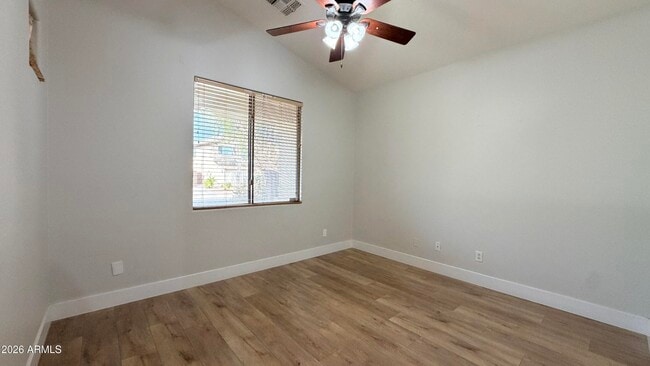 Photo - 22319 Van Der Veen Way