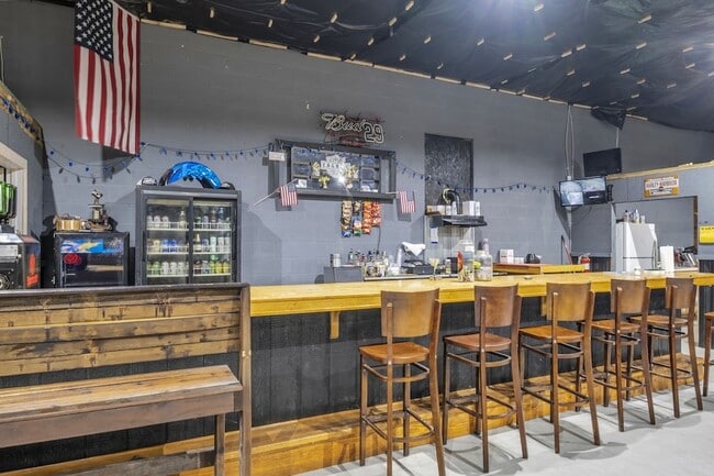 Photo - 1409 Buffalo Rd