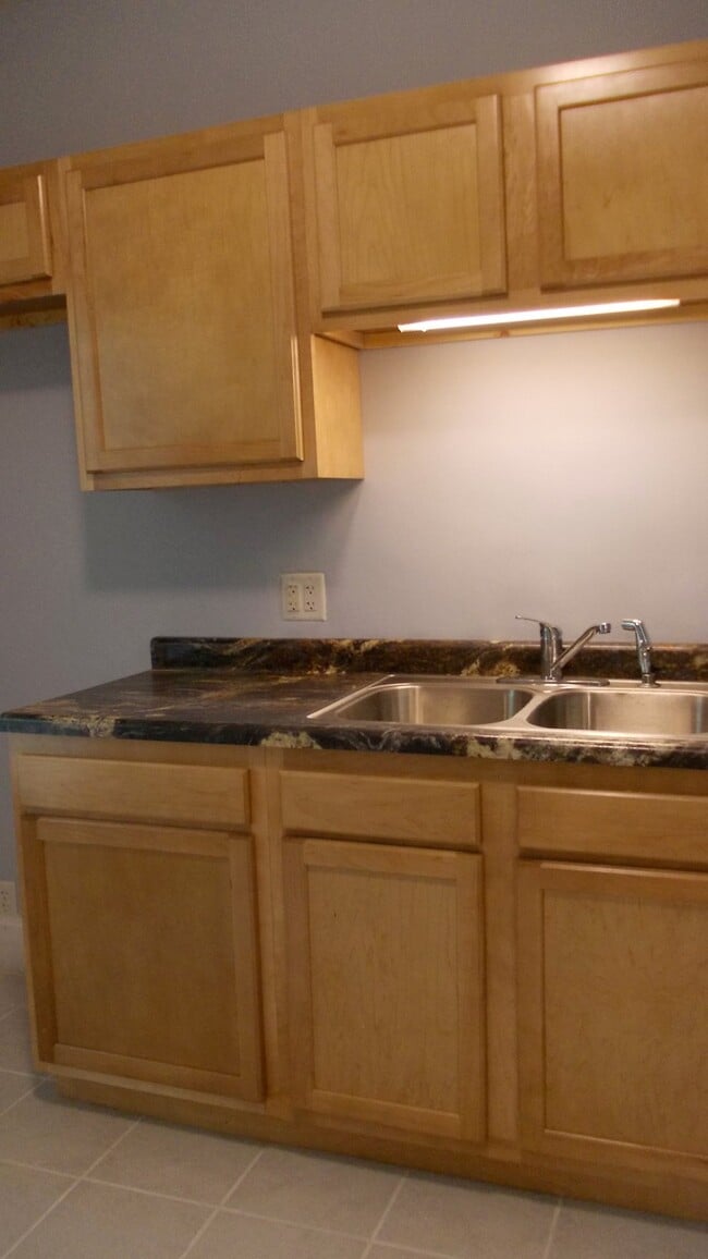 Photo - 2312 E 12th St Unidad 2312 E 12th Street