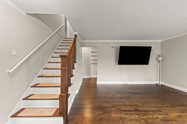 Photo - 2852 Scott St