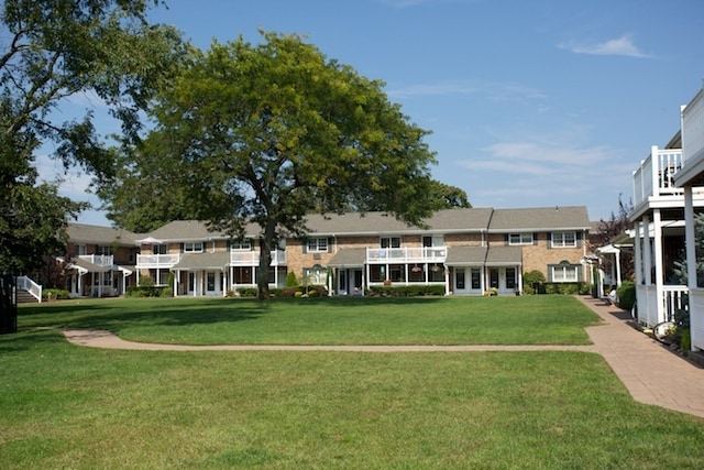 Fairfield Saxon Arms