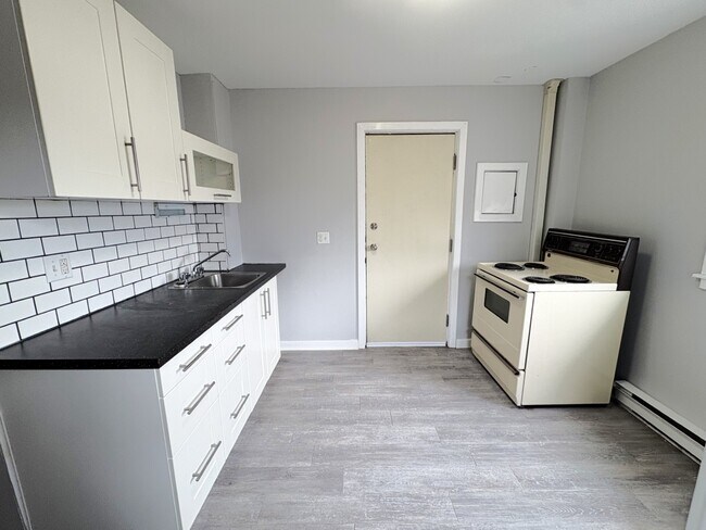 Photo - 140 Adelaide St Unité 3