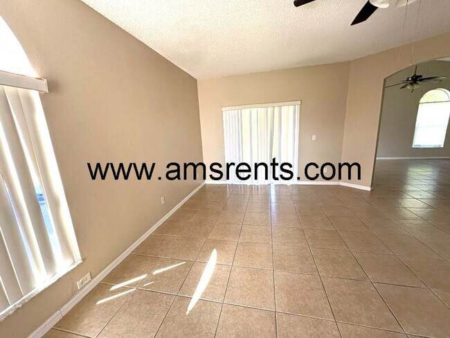 Photo - 2404 Condado Ct