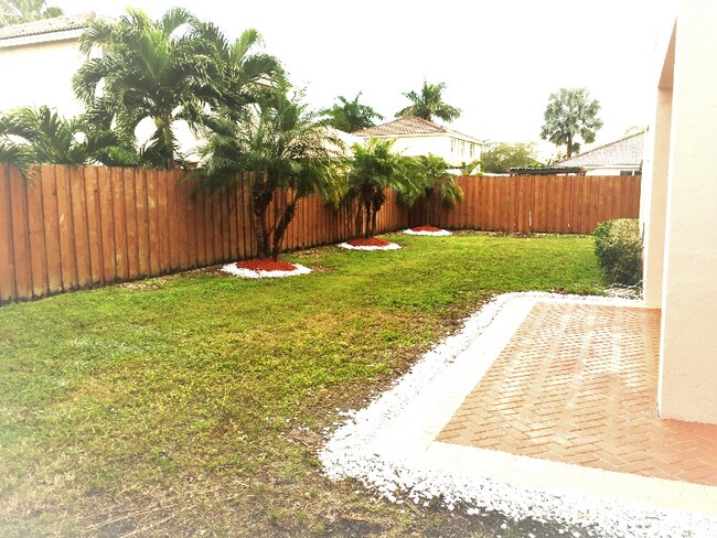 Photo - 14300 SW 159th Pl