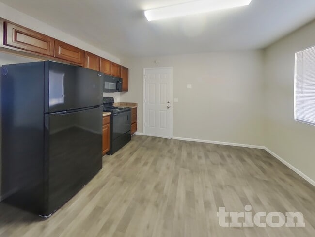 Photo - 1626 W Pepper Pl