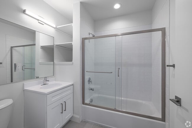 Photo - 186 Market St