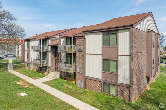 Photo - White Oaks Apartments