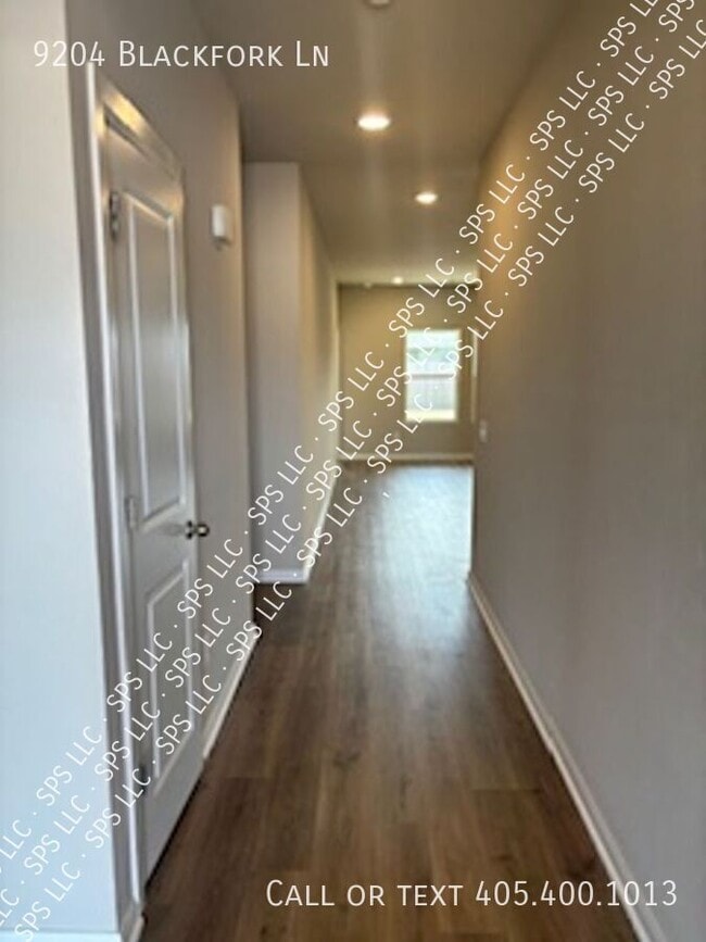 Photo - 9204 Blackfork Ln