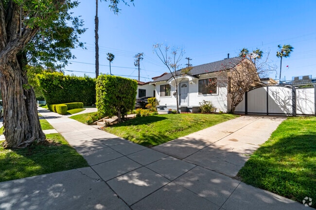 Building Photo - 8643 Clifton Way Rental