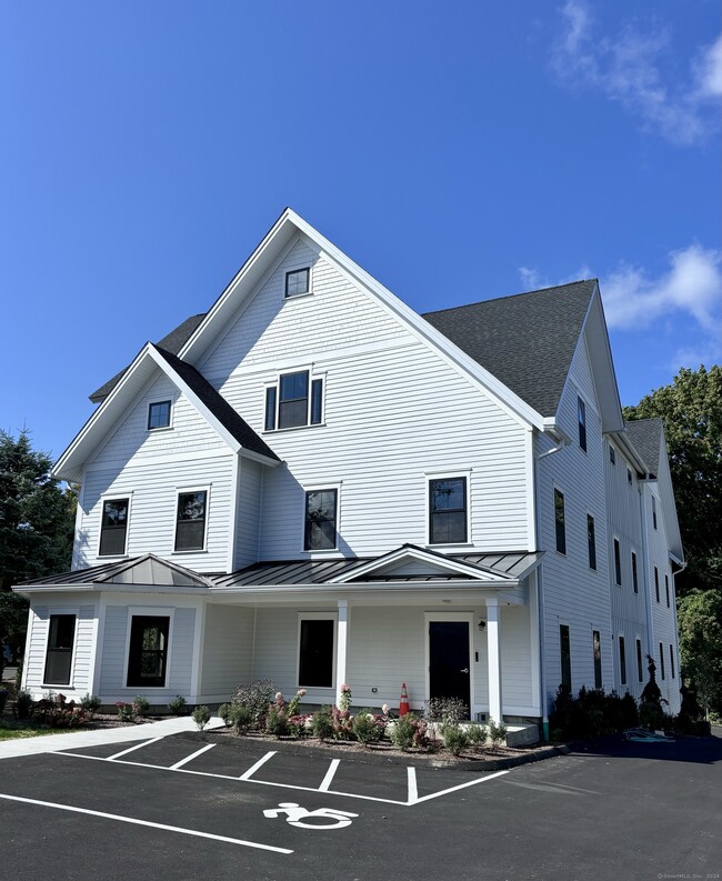 Building Photo - 5 N Salem Rd Unit 103 Rental