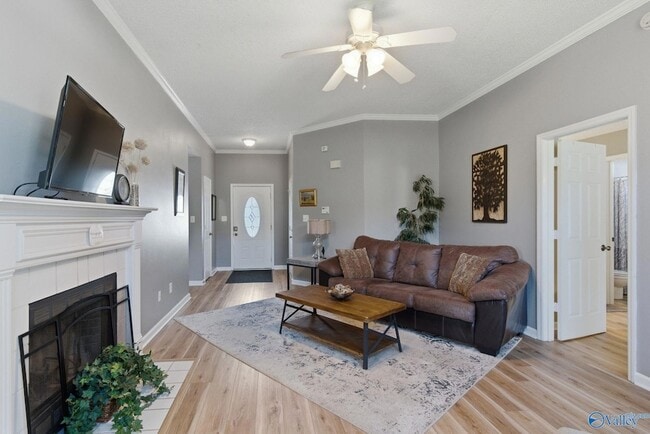 Photo - 236 River Oaks Dr