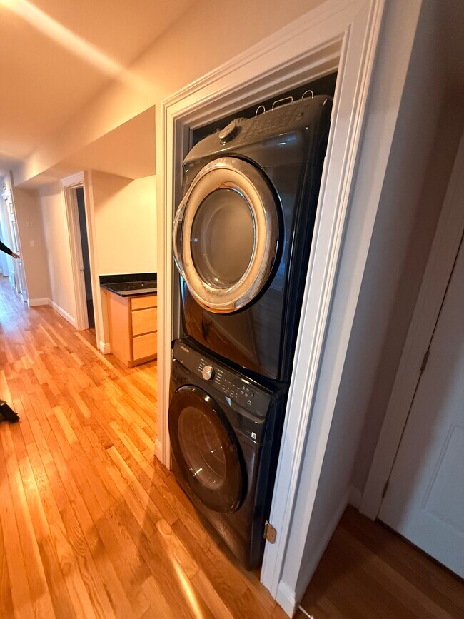 Photo - 135 Calumet St Unidad 2