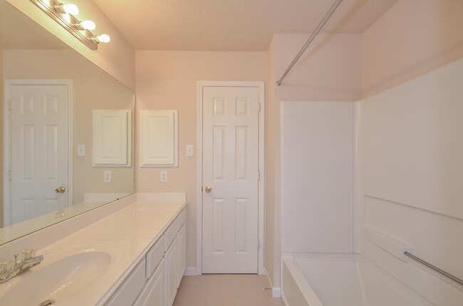 Photo - 2135 Brinton Oaks Ct