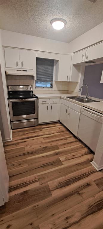 Photo - 3037 Park Ln