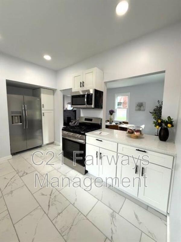 Photo - 1231 Denisonview St
