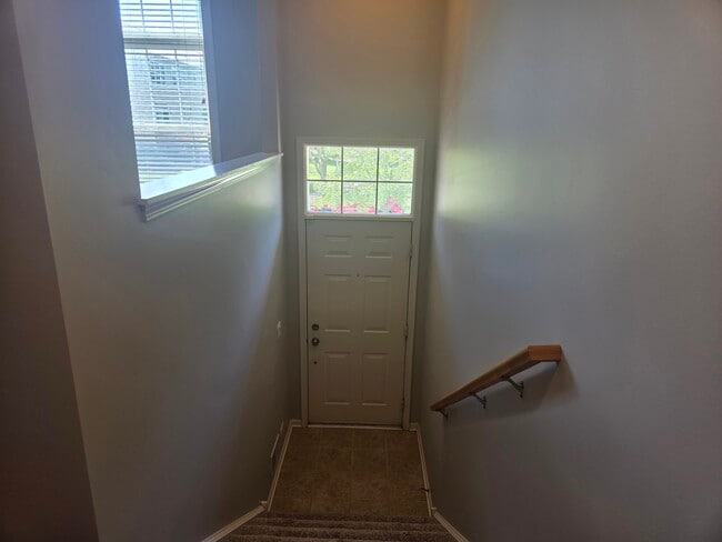 3419 Bradbury Cir