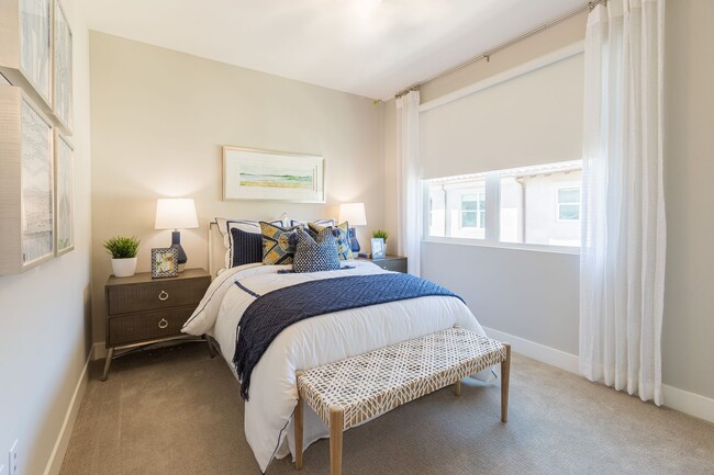 Photo - Paxton Calabasas