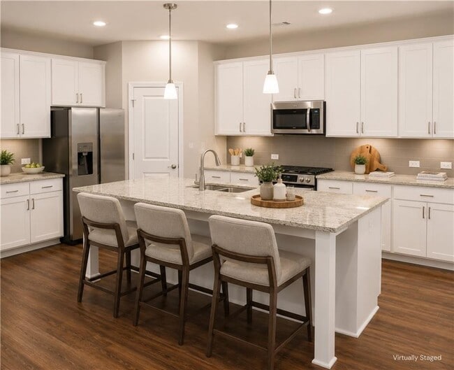 Photo - 4286 Waxwing St