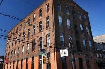 Lamp Factory Loft Apartments - Lamp Factory Loft Apartments