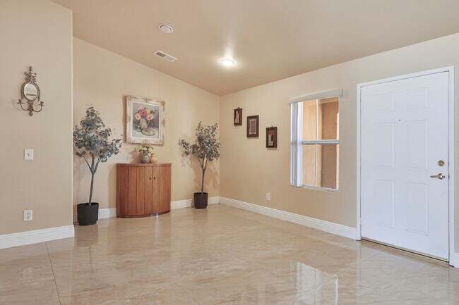 Photo - 45930 Las Colinas