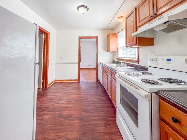 Photo - 4531 Cranford Ave