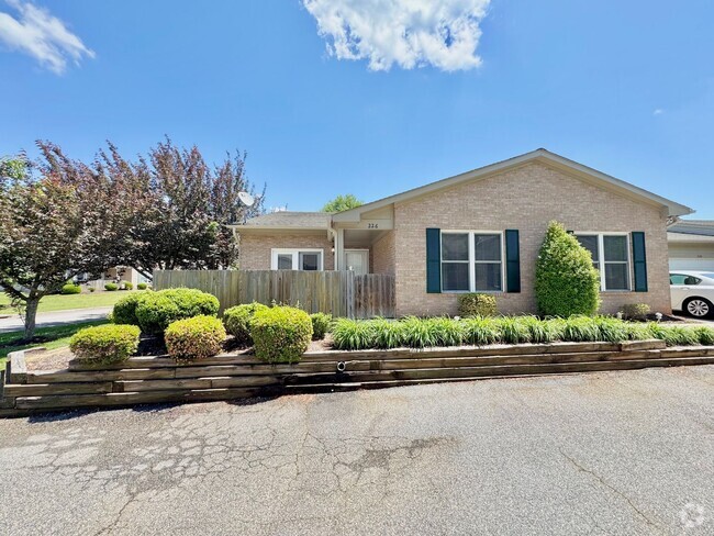 Building Photo - Beaver Creek 3 Bedroom/2 Bathroom Condo