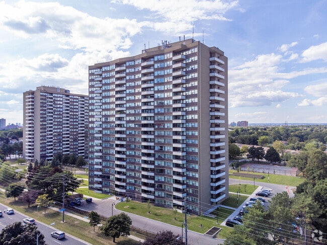 Photo - 100 Sprucewood Ct