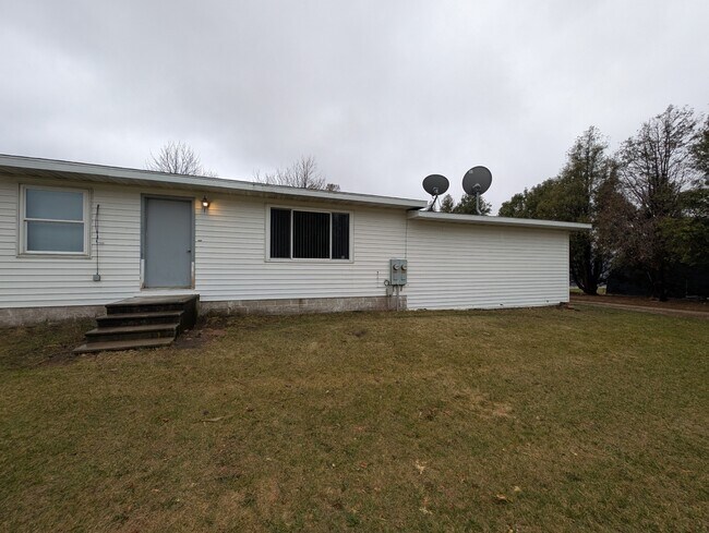 Photo - 2604 Jamestown Ave