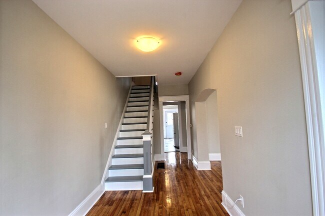 Photo - 344 Cameron St Unité 344A