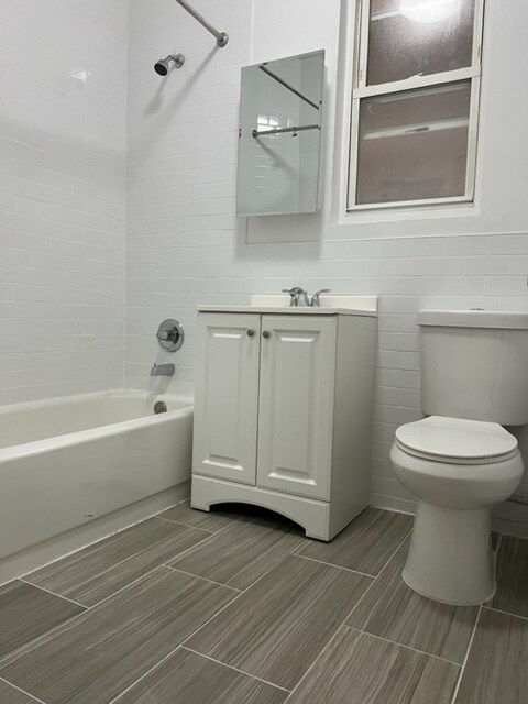 Photo - 14 N High St Unidad 1