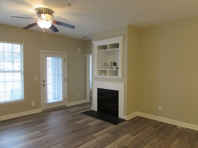 Photo - 10125 Westmoreland Rd