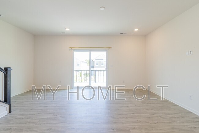 Photo - 15010 Scoter St