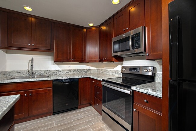 Photo - Torrey Pines Village