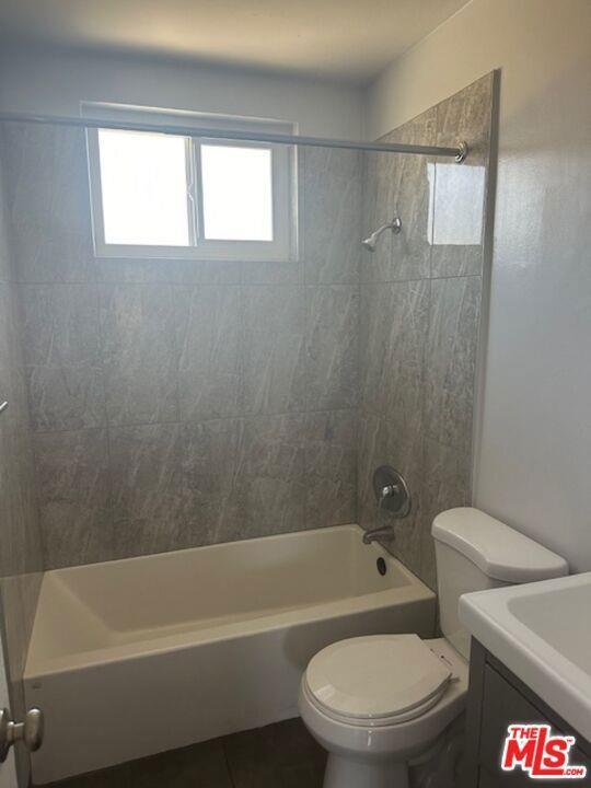 Photo - 11643 Acacia Ave Unidad 1/4