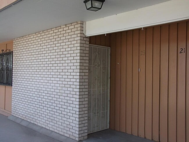 Photo - 6400 Edgemere Blvd Unidad 23