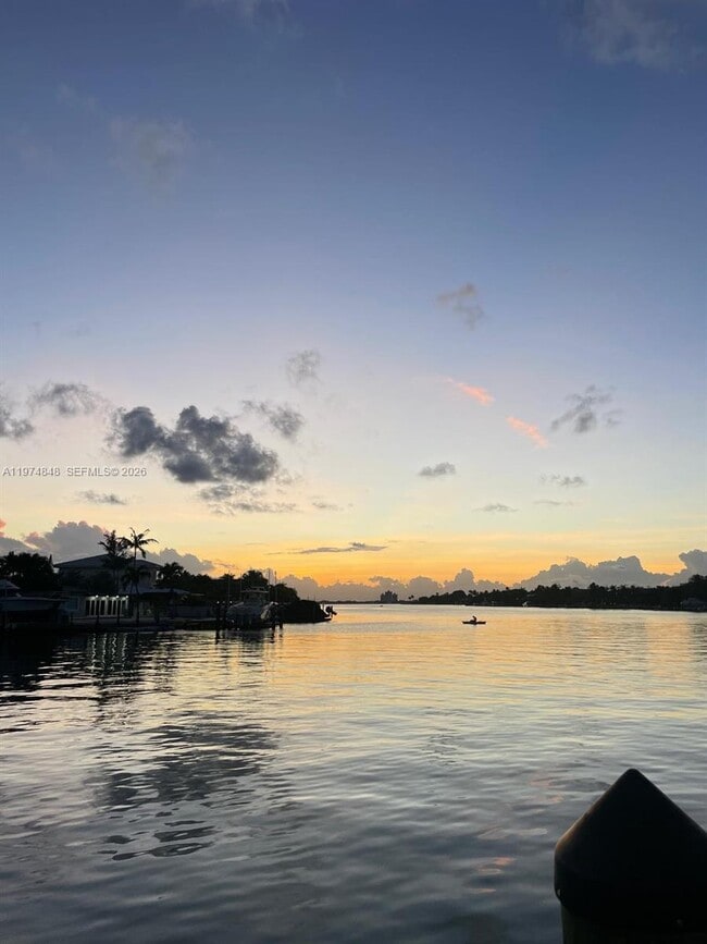 Photo - 8600 Byron Ave Unit 8600-9