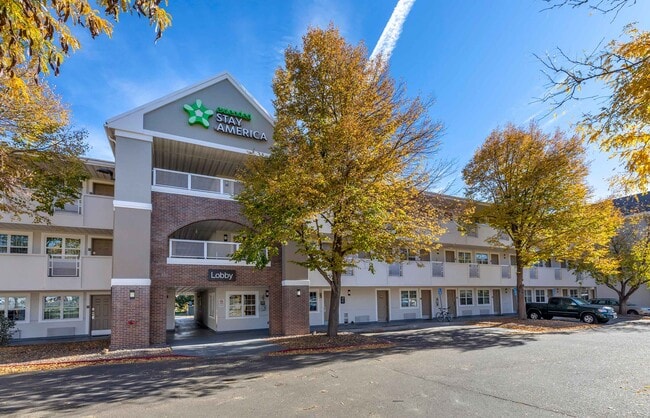 Furnished Studio-Denver - Lakewood South