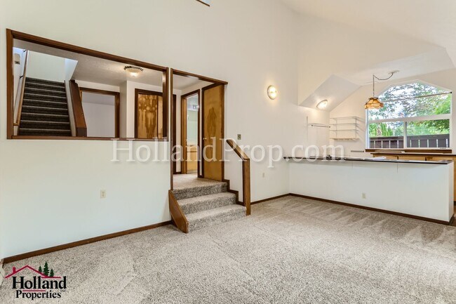 Photo - Spacious 1-Bedroom Plus Bonus Room in Forest Grove! BEST PRICE $1,650!!!