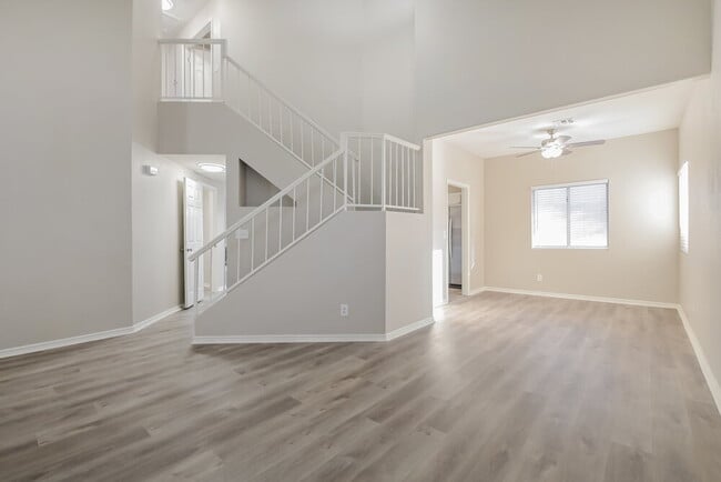 Photo - 1733 Toltec Cir