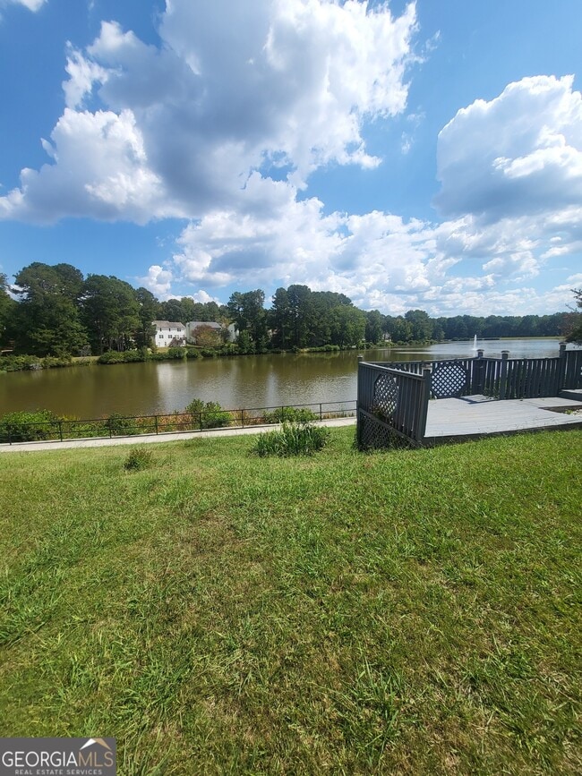 Photo - 7700 Lakeshore Ct