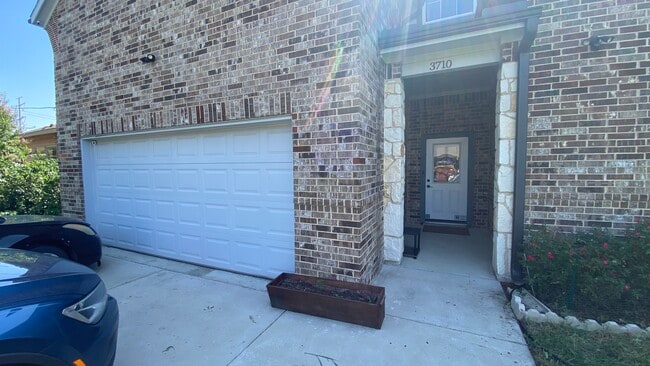 Photo - 3710 Prosperity Ave