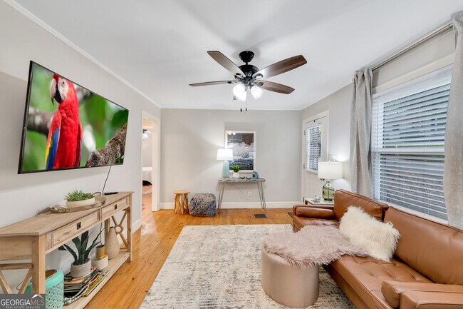 Photo - 192 Woods Dr NE