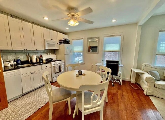 Photo - 3 K Street Pl Unit 1