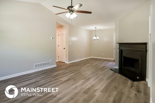 Photo - 181 Hale Haven Dr